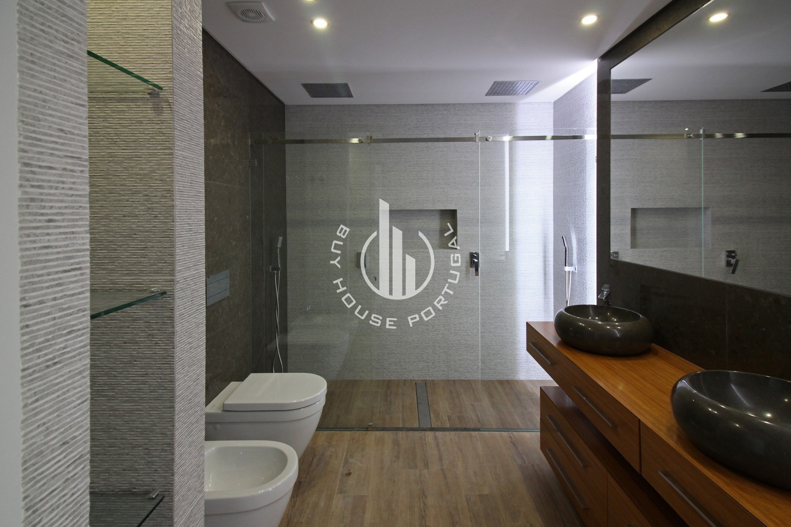 Salle de bain dans appartement 2 chambres Urban Gardens Oeiras